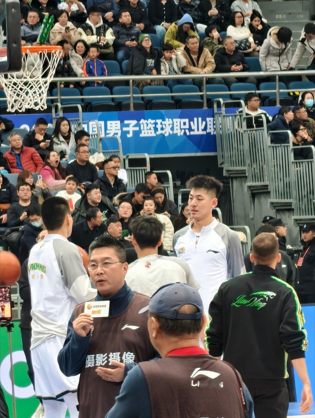 天津男篮vs辽宁男篮刚刚现场mc宣布，今天没有安排潜力赛。（距离开场不到八分钟）