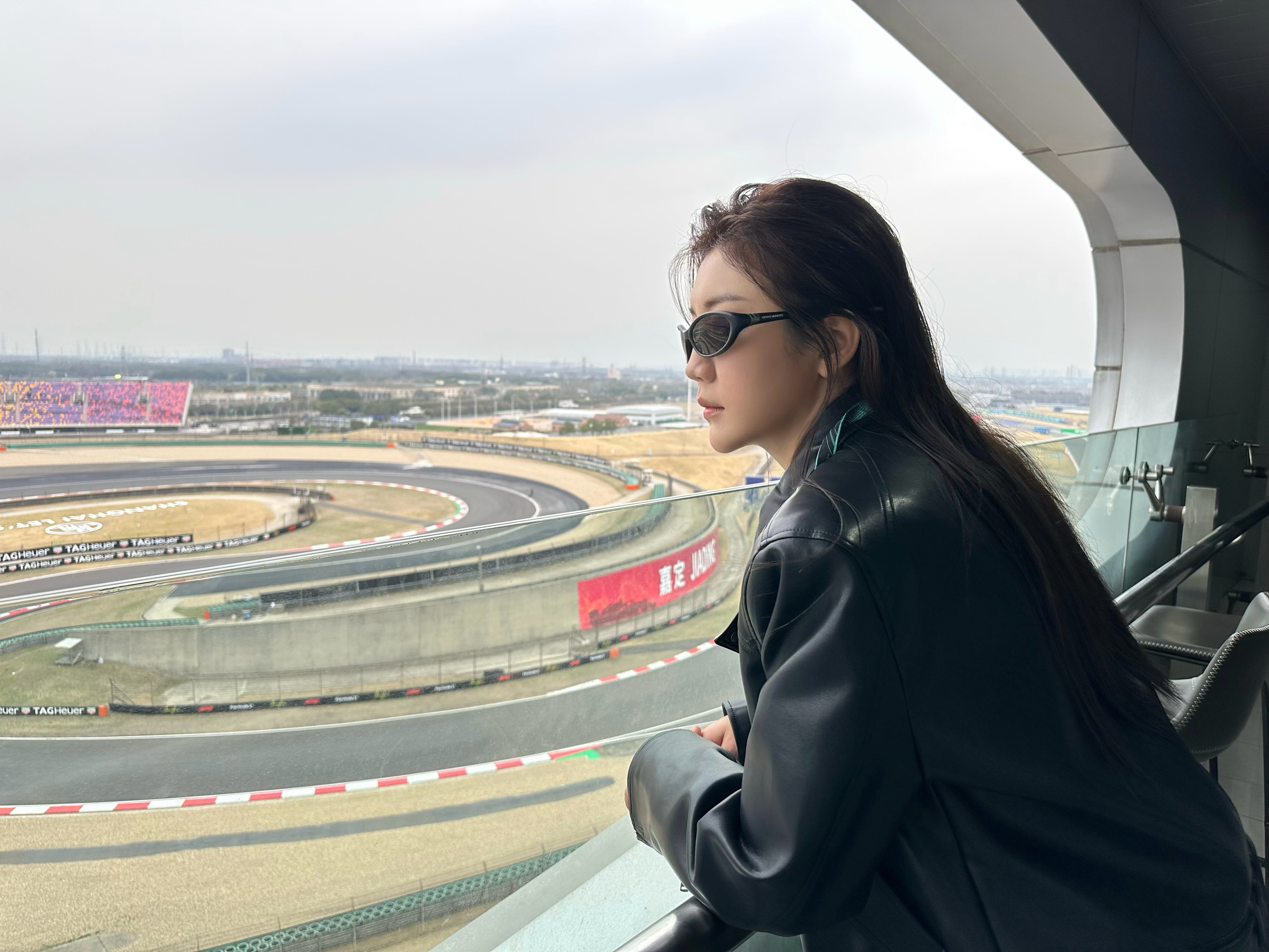 满分老婆泰酷辣陈梦好飒安东内利夺F1中国站冠军