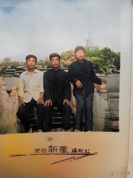“修补记忆碎片”，这个话题十分有趣。电影《记忆碎片》于2000年上映，是一部悬疑