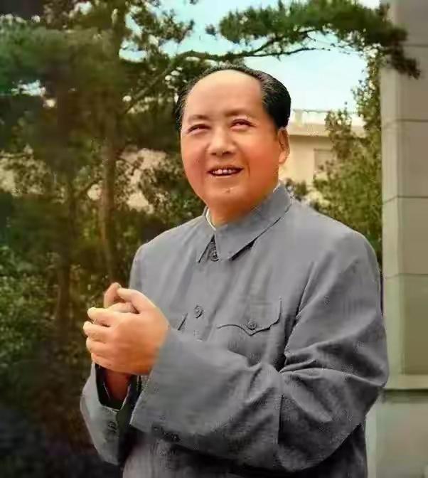 伟人预言，定将成真！伟人预言无不成真回顾历史，1955年10月29日，毛泽东主席