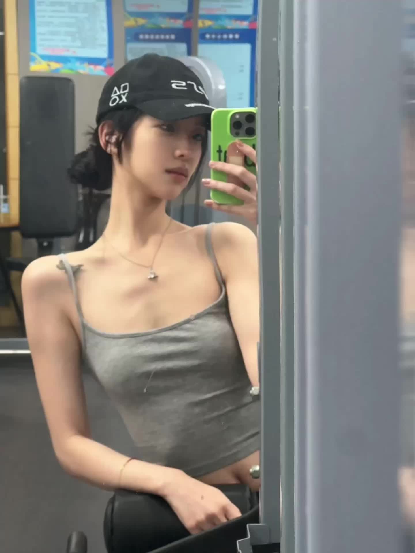 摆拍大王 真的锻炼了吗？ 请随意喷