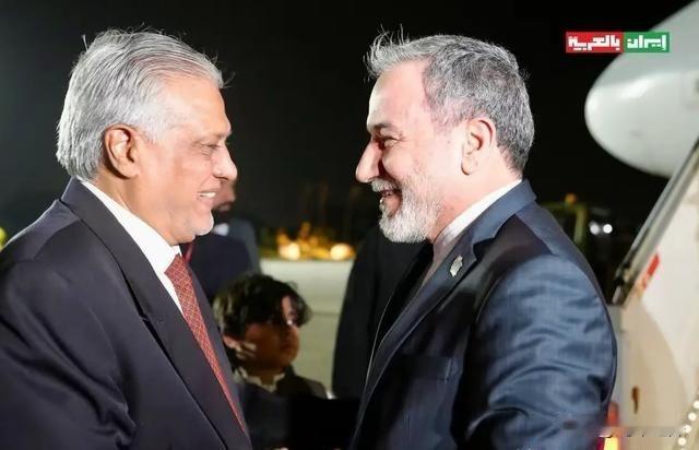 4月24日，巴基斯坦方面宣布，伊朗外长阿拉格齐将于当晚抵达伊斯兰堡。访巴期间，他