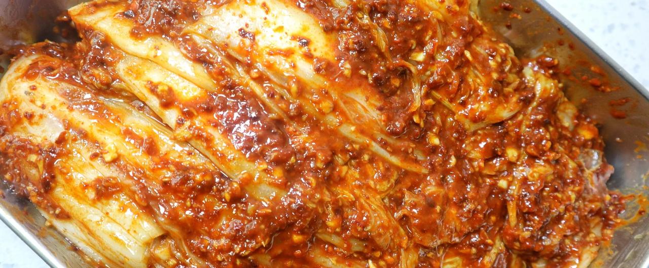 今年第一次做辣白菜，真的是完美复刻！
今天做了两盒子，冷藏2到3天再吃
酸辣可口