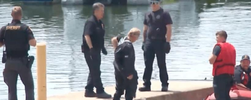 美国俄亥俄州发生集体溺毙惨剧。一名男子在河中游泳时遇溺，同行亲友见状先后跳入河中
