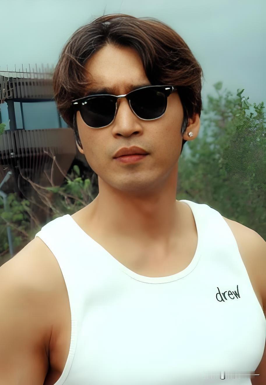 《大生意人》最狠毒的，

就是栾元晖演的这个徐管带了，

不是他生性毒辣杀人如麻