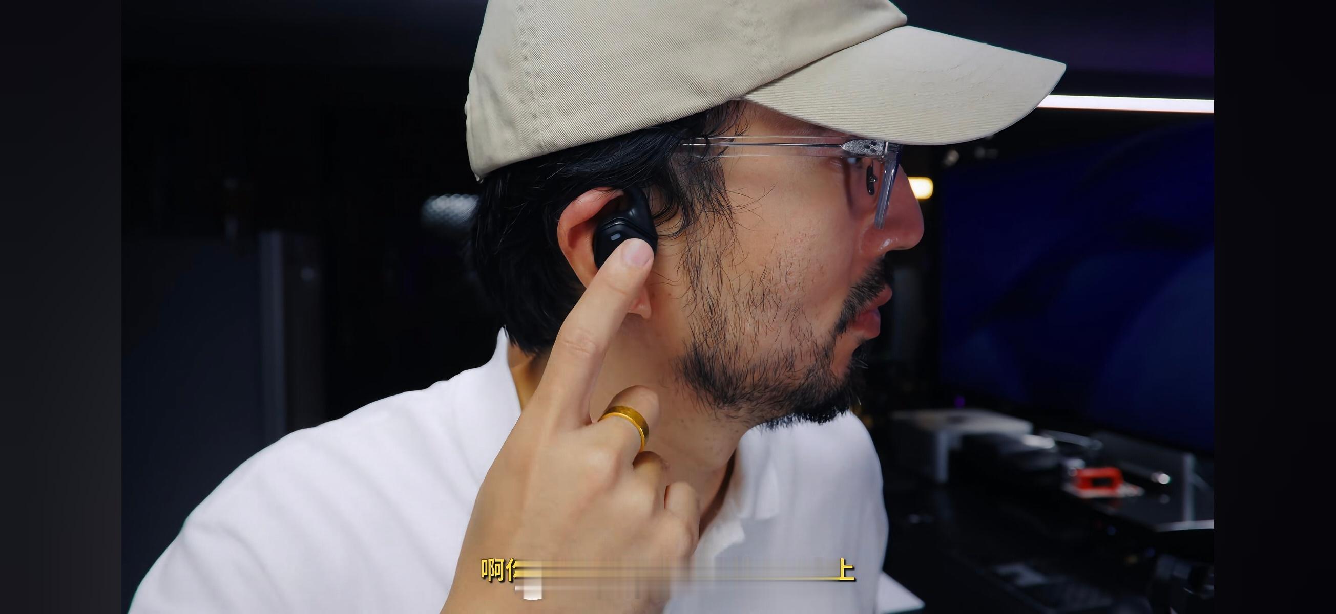 影石luna 应该是快要发了，最近的评测视频基本上把产品点都讲完了，就差个价格了