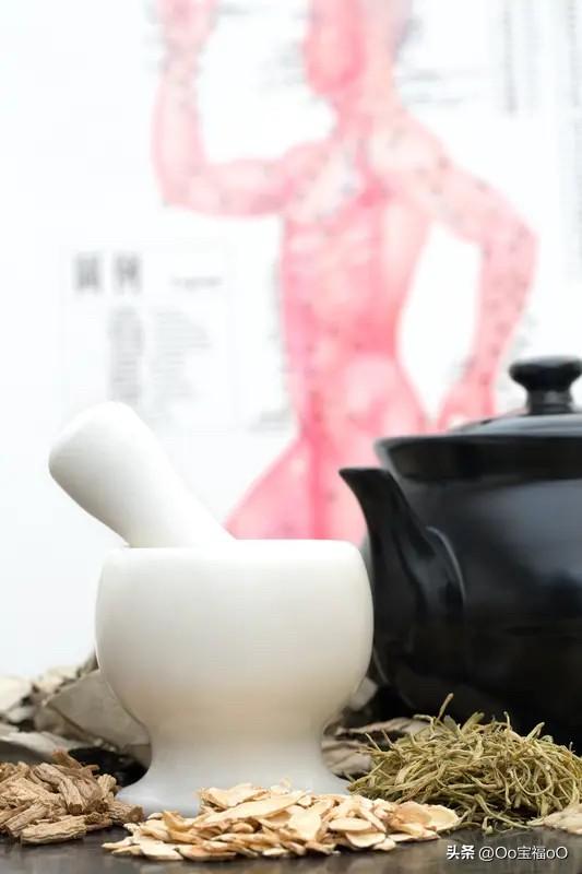 中医学的概念;就是健康与自然,:符合;赋能；新概念，健康的回归，各种身体标准、与