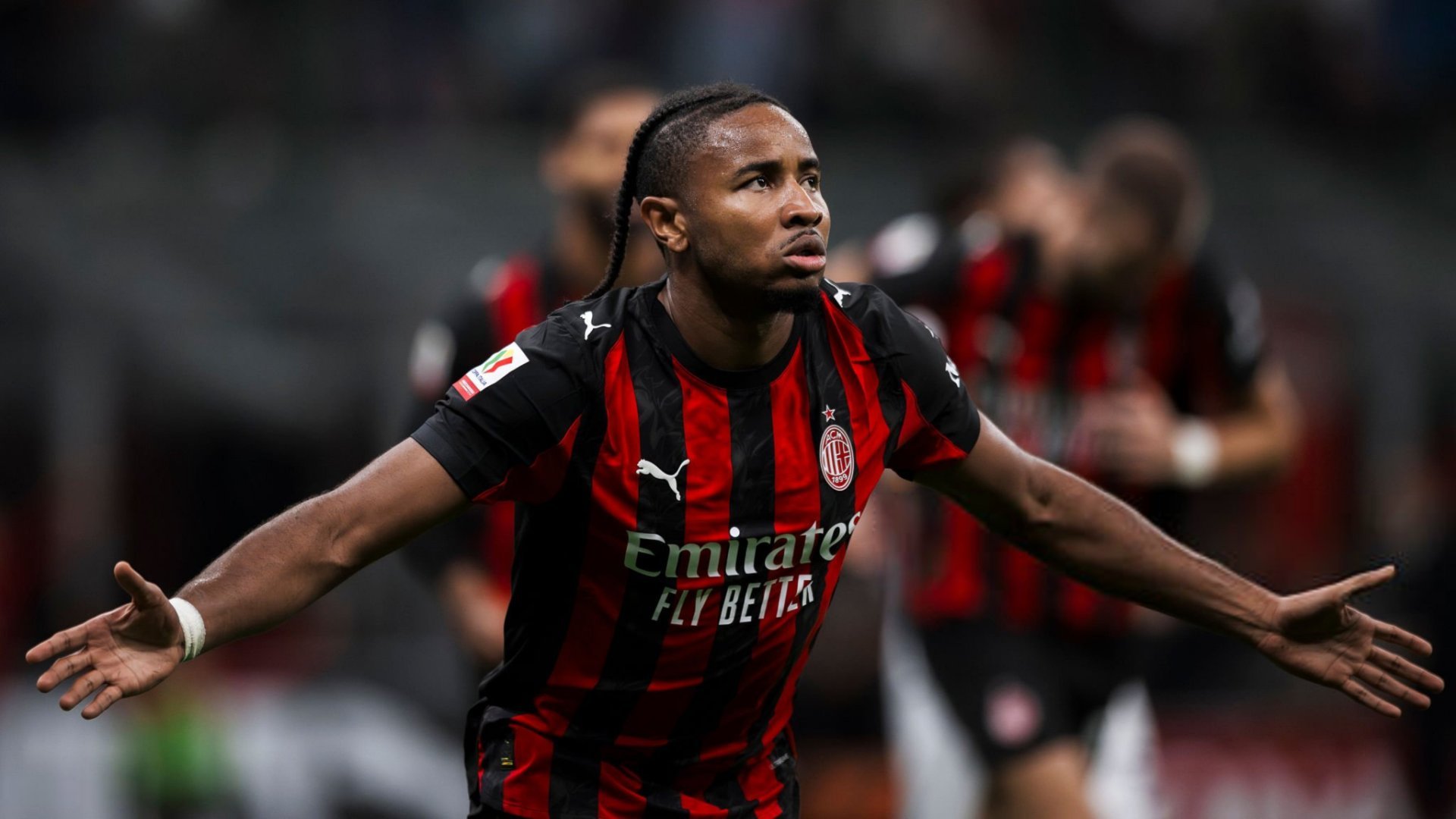 世体：与莱万多夫斯基关系密切的人士完全否认了米兰和巴塞罗那之间就莱万多夫斯基转会