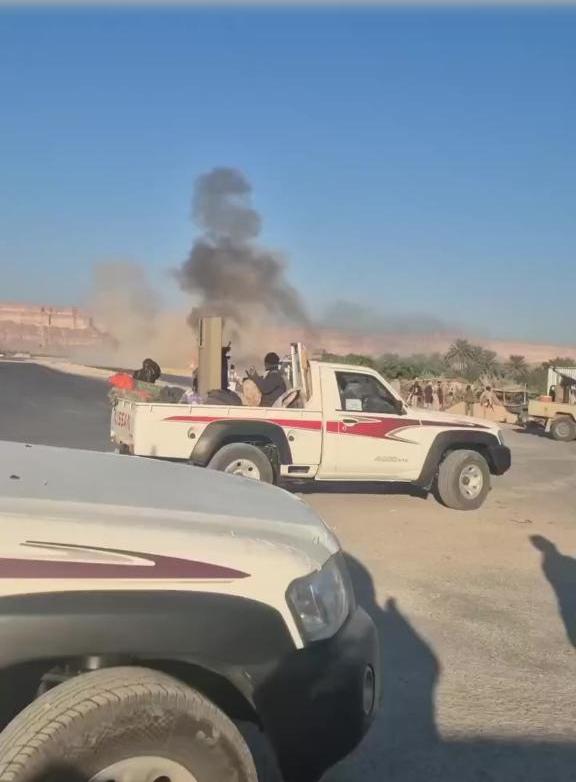 真没想到盟友反目比翻书还快，沙特这操作直接让全网看懵了，沙特对也门哈德拉毛省的军