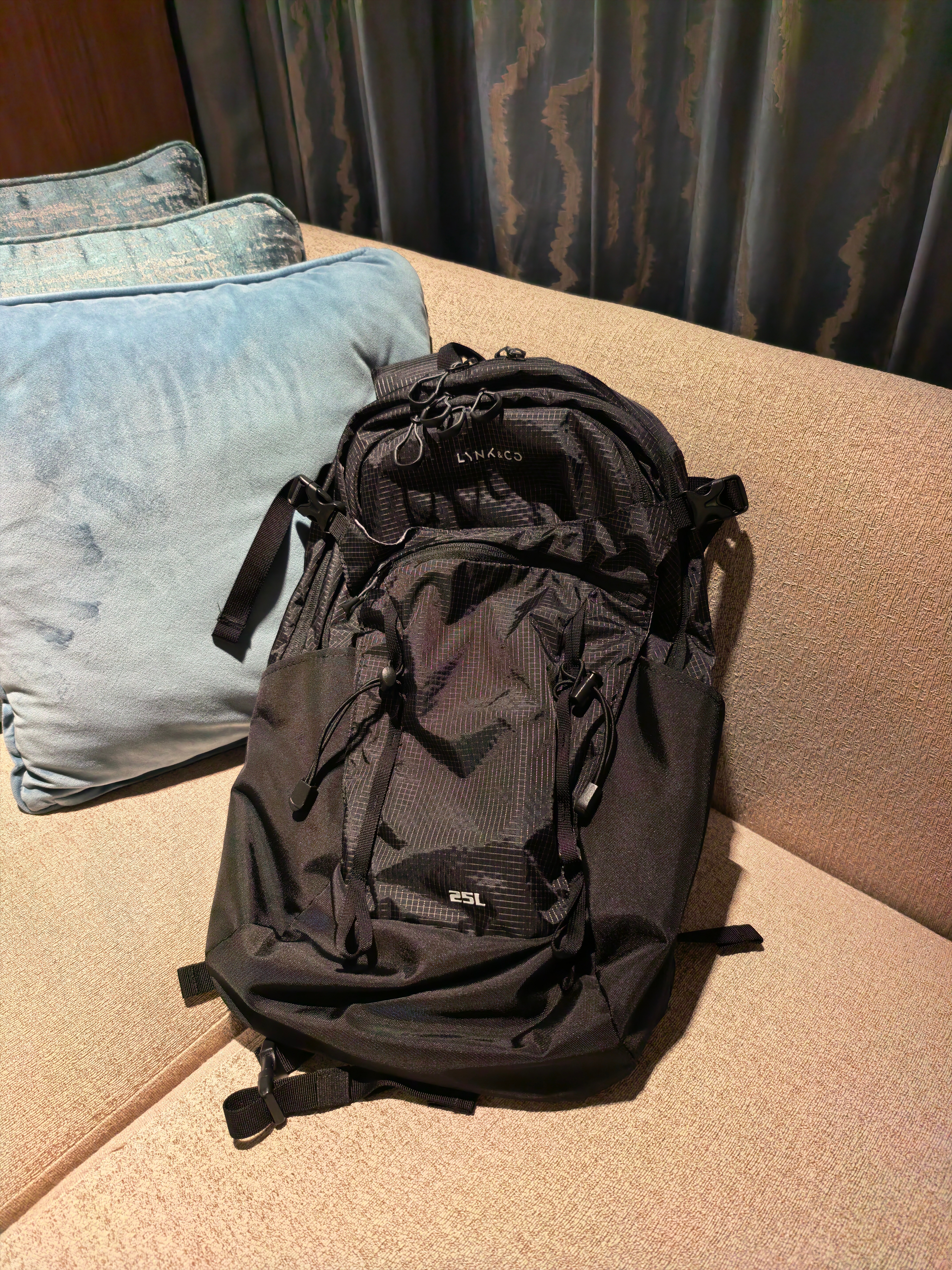 还有没睡的朋友吗？领克背包送给你了评 铁 晚安🌙 广州  抽奖详情