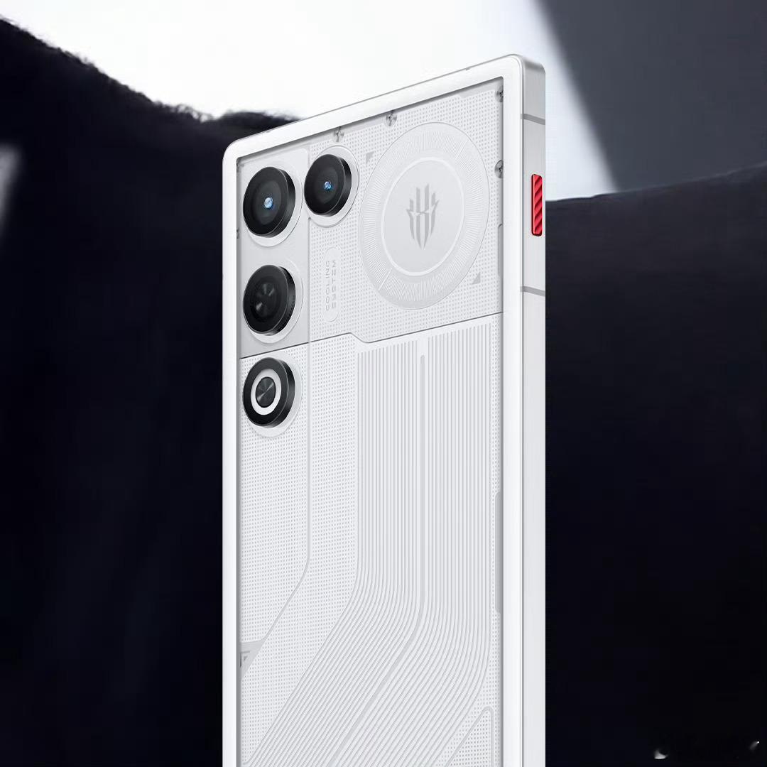 明天下午3点，红魔发布会，红魔11 Air卖多少钱起步？前5个猜对价格送红包