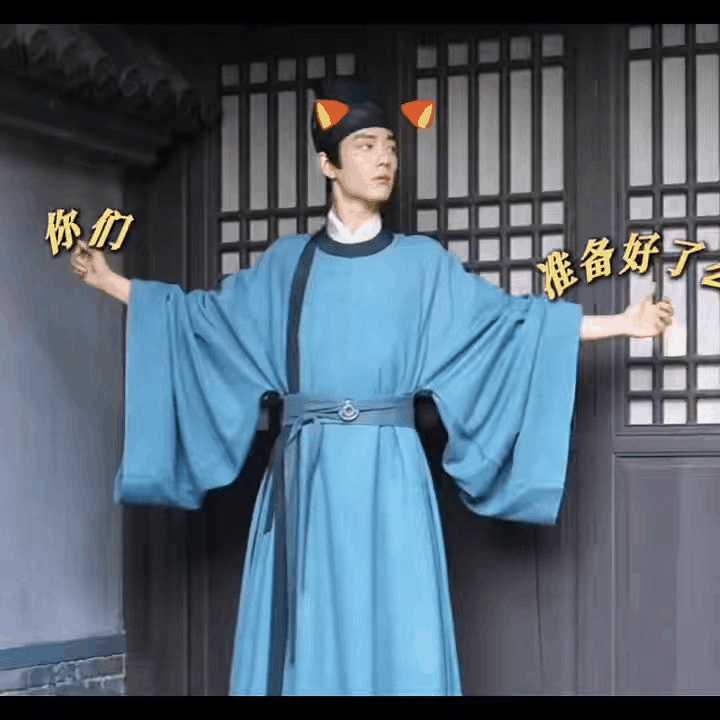 谁家文臣随地大小练啊救命！肖战的片场日常太好笑！演着手无缚鸡之力的藏海大人，休息