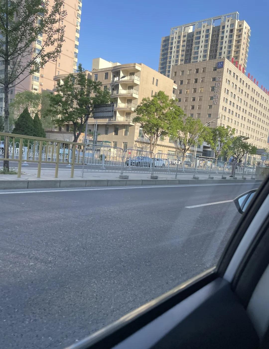 太原的街道是我走过的城市里最整洁干净的！