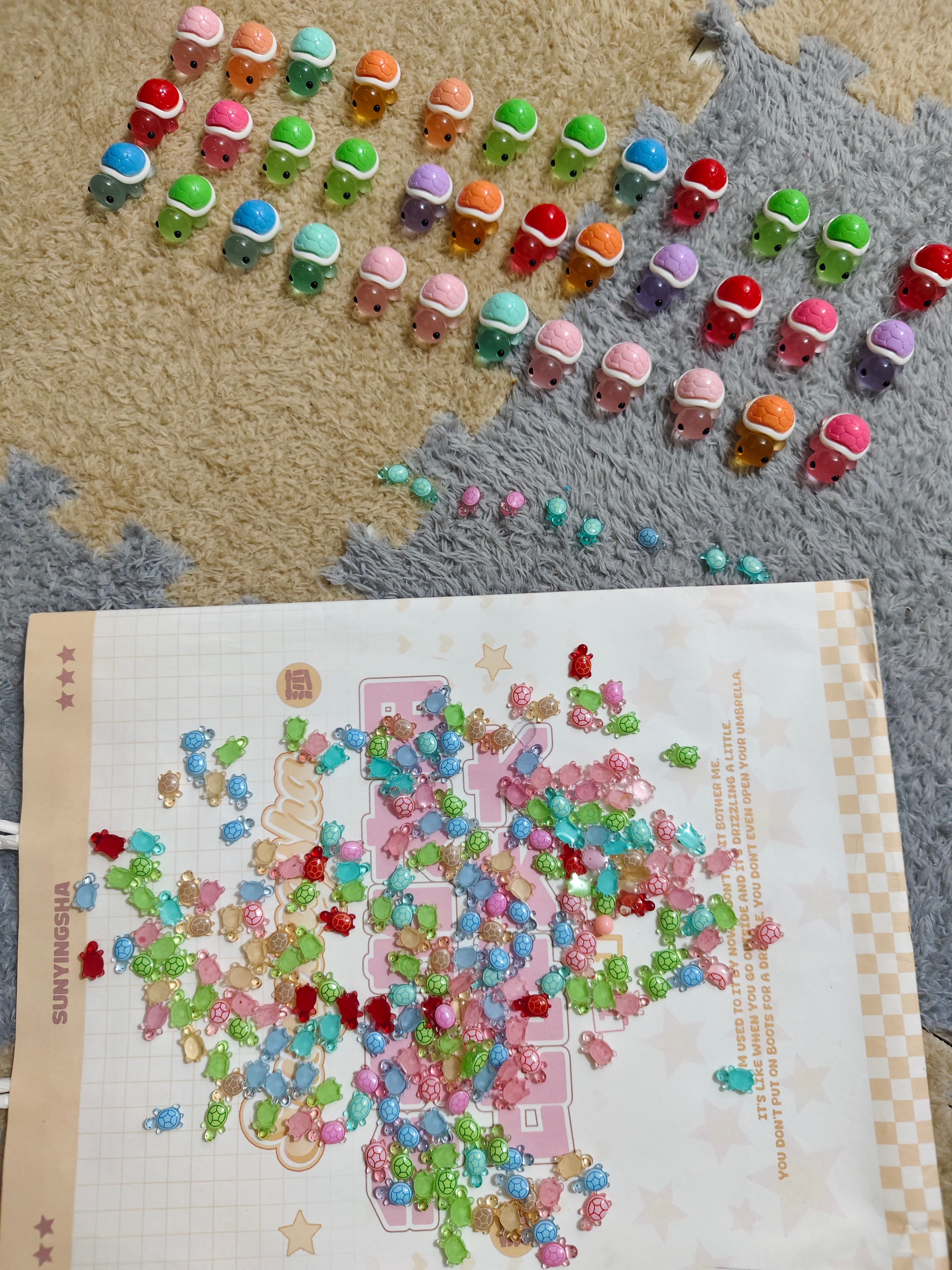 会发光的小乌龟🐢 哈哈哈哈一直在玩