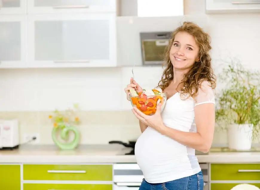 孕期饮食需讲究？三种常见禁忌多不靠谱，科学饮食才是关键

对于孕期饮食禁忌，确实