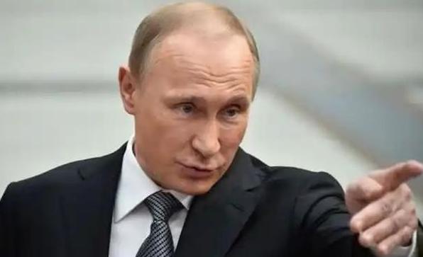 全世界都被普京骗了？打乌克兰只是幌子，真正目标其实已悄悄布局四年，很多人开始疑惑