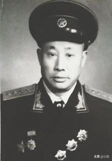 飞夺泸定桥幸存者刘金山，是毛主席时期英勇善战的老红军，一生敬仰毛主席，他为人低调