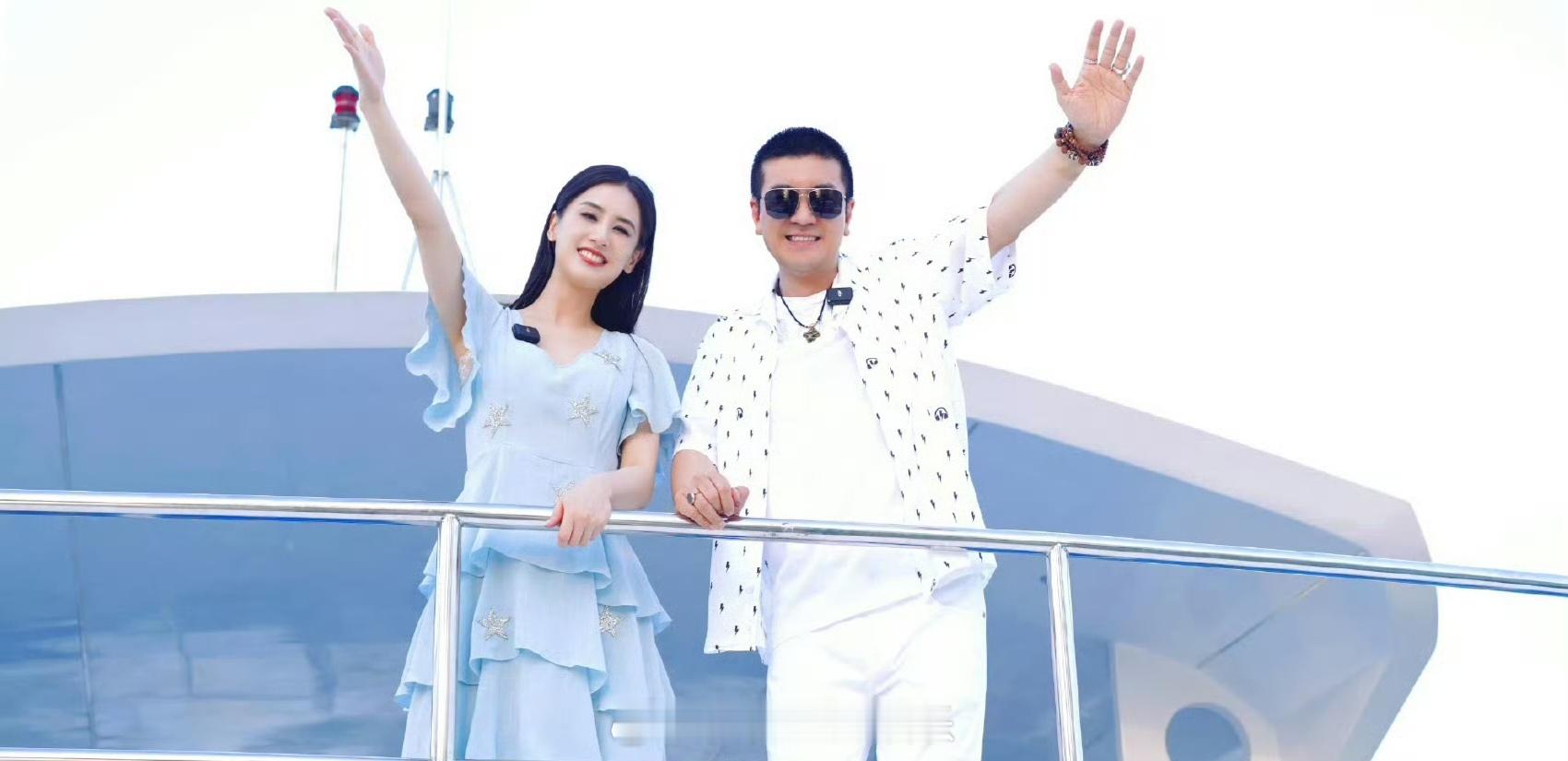 杨子黄圣依彻底分开了 所以是分开了还是离婚了 