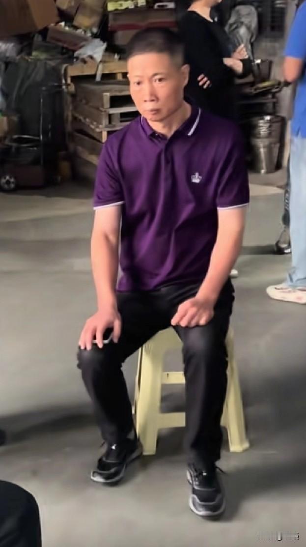 用了20年的锅没有坏，难怪厂家能倒闭！

一条寻找锅的厂家视频点赞量达到40万，