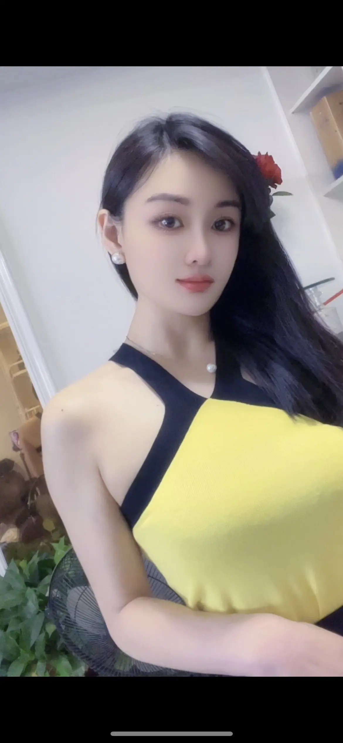 晚上一个半小时，赚了一毛钱😭，四个晚上直播的票，加在一起没挣¥100...