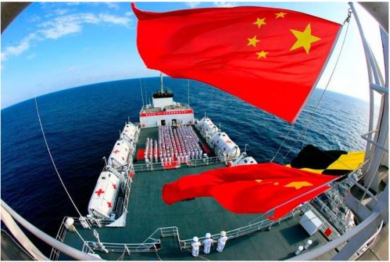 菲律宾之所以在南海跳得那么凶，其实最大的靠山并不是美国，而是中国“永远不开第一枪