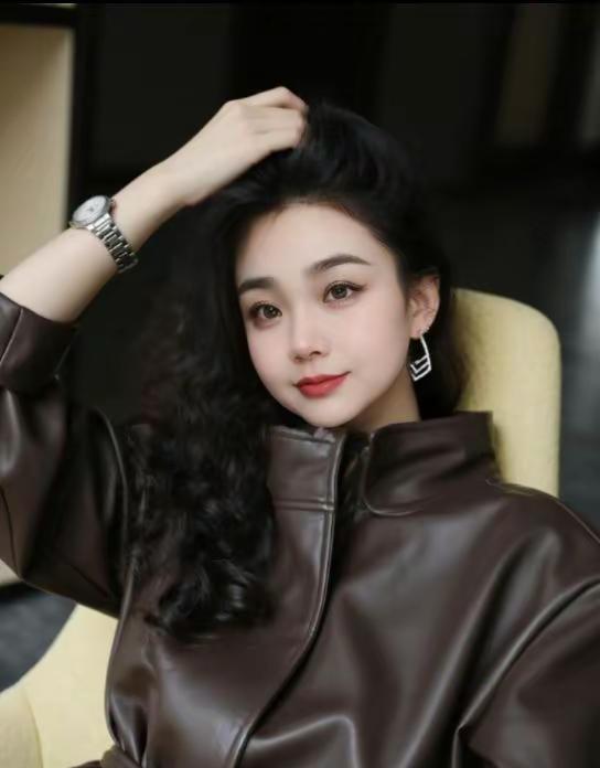 “生活并不是每天都新鲜，安稳比什么都重要，其实，没有情绪的日子，就很幸福”AI冷