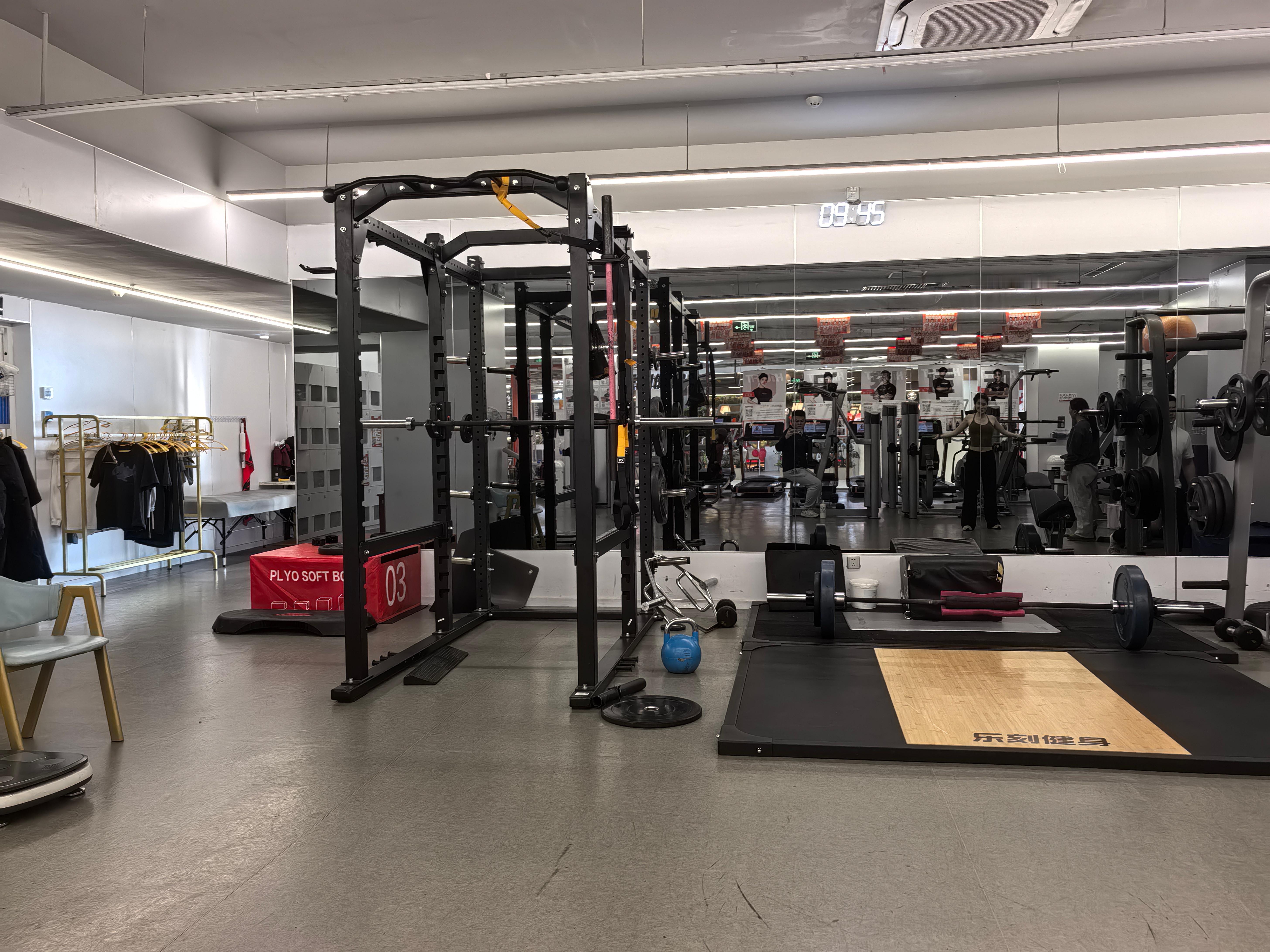 1月22日，星期一健身房打卡，2026年打卡第10次今年最烂大街的穿搭健身房打卡