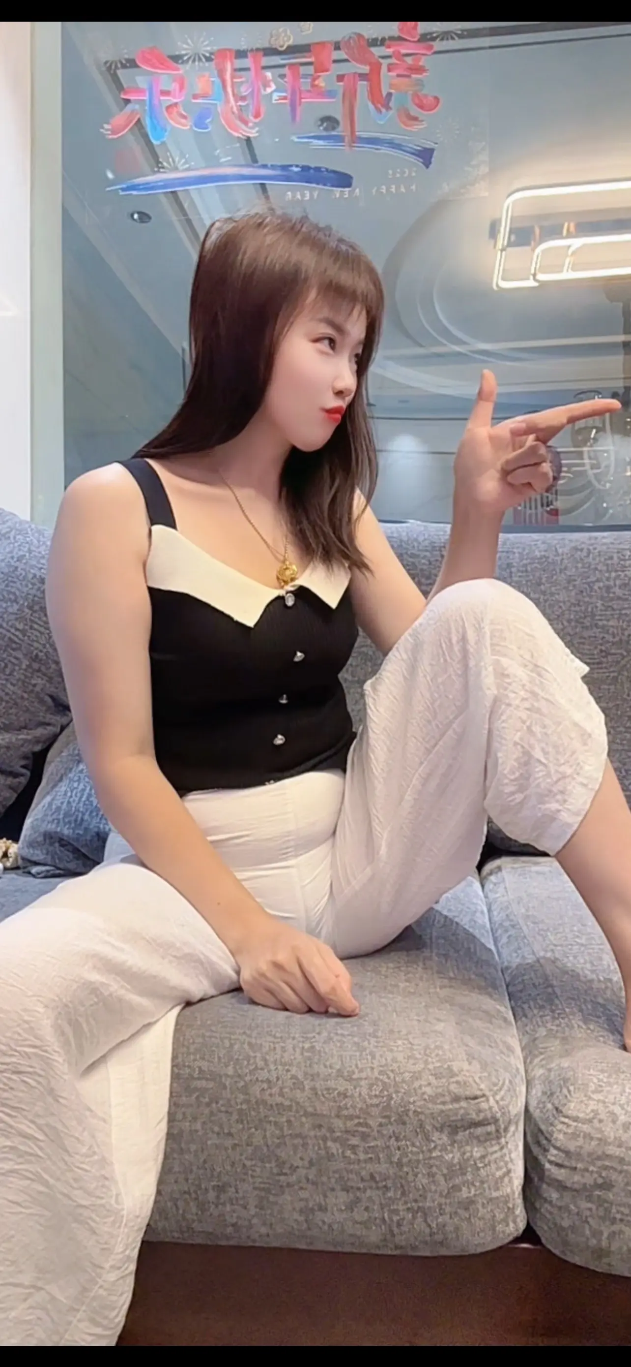 无爱一身轻，有爱变神经，如果你也想开心，必须给我神经😂😂😂