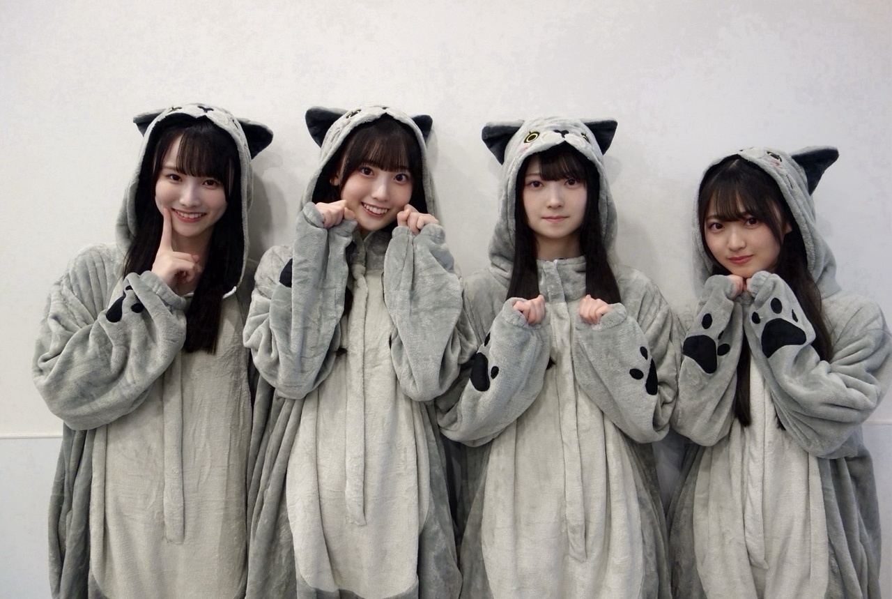 大田美月「昨日と今日のデジカメ写真は大野が撮ってくれたんだ〜♡大野のお部屋で撮り