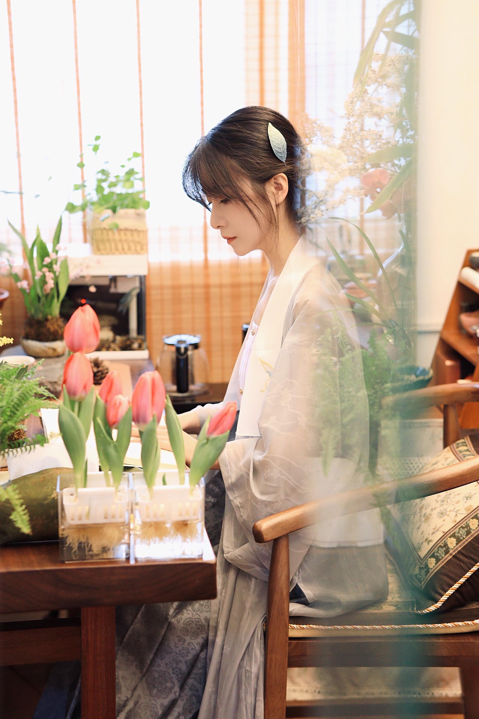 忘了 仿佛不在人间