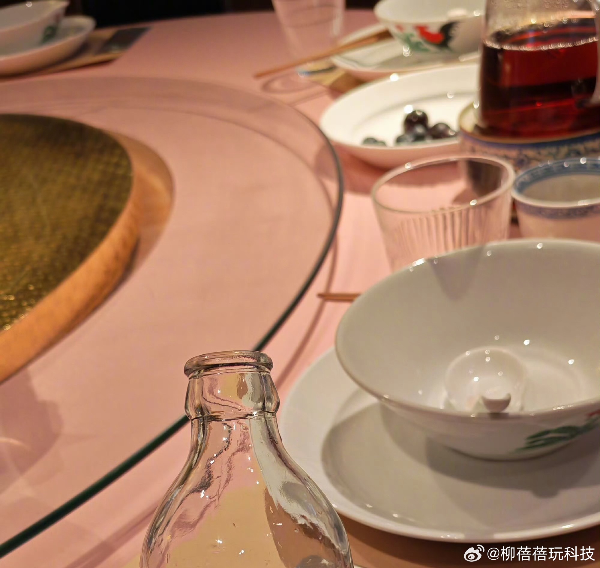 爱直接对嘴喝饮料的人天塌了我打开前都会用水多冲几遍，然后再用纸擦几遍