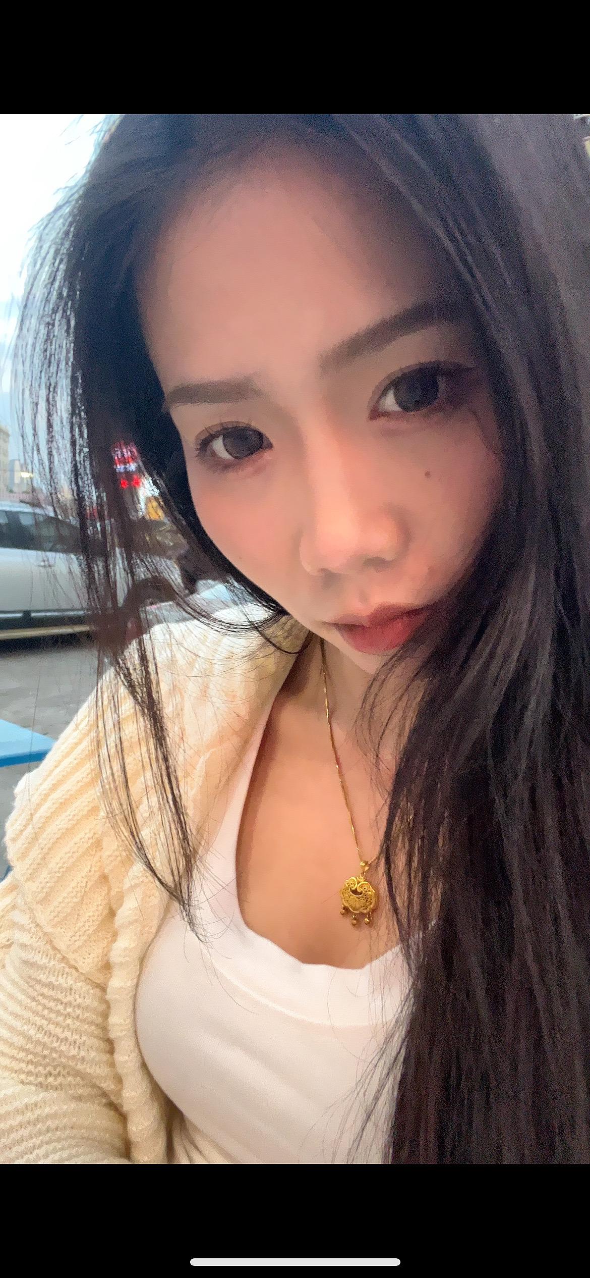 谁给我馒头 谁给我拳头 我会记得清清楚楚