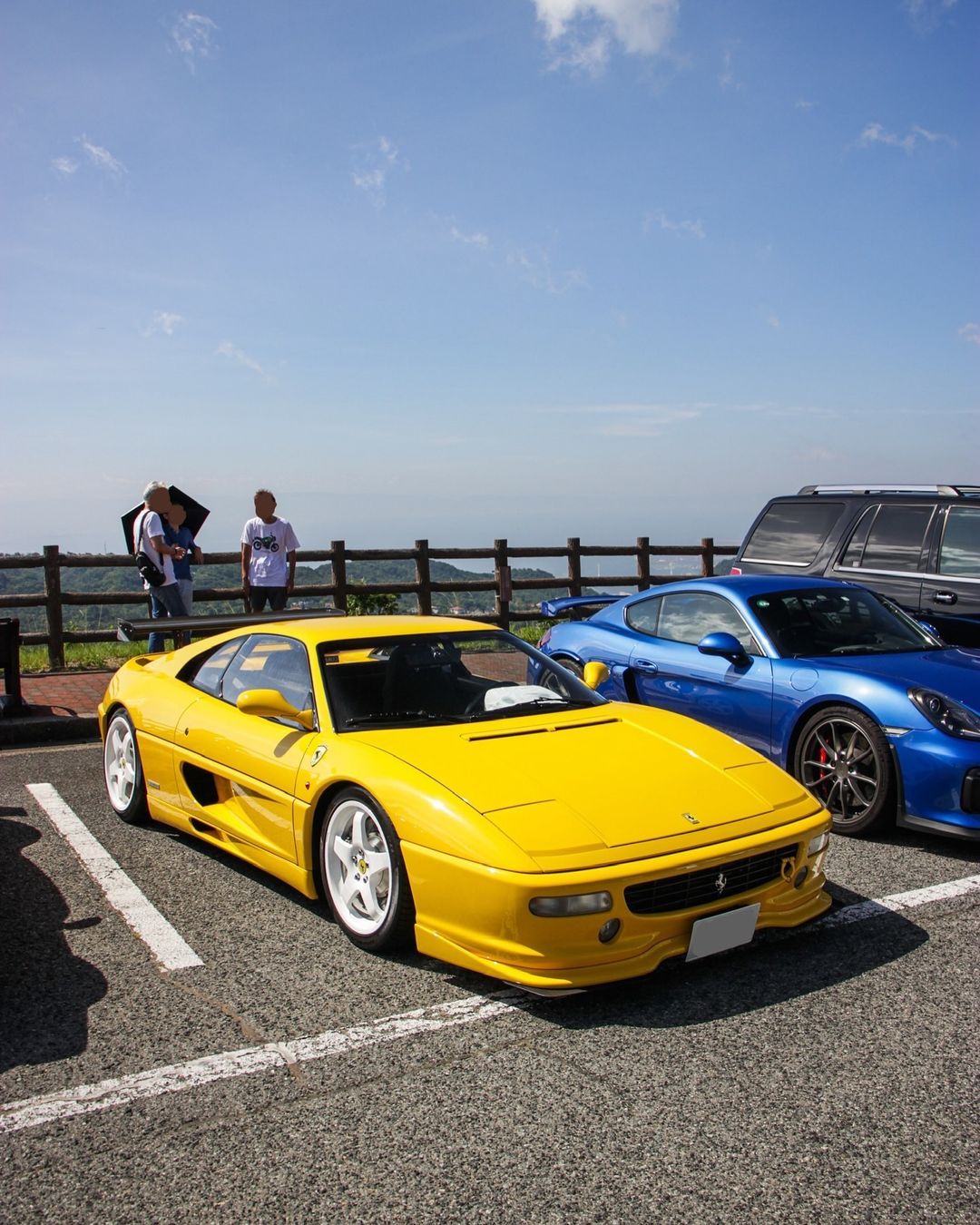 周末上午的神户六甲山展望台，分分钟遇到来Sunday morning drive