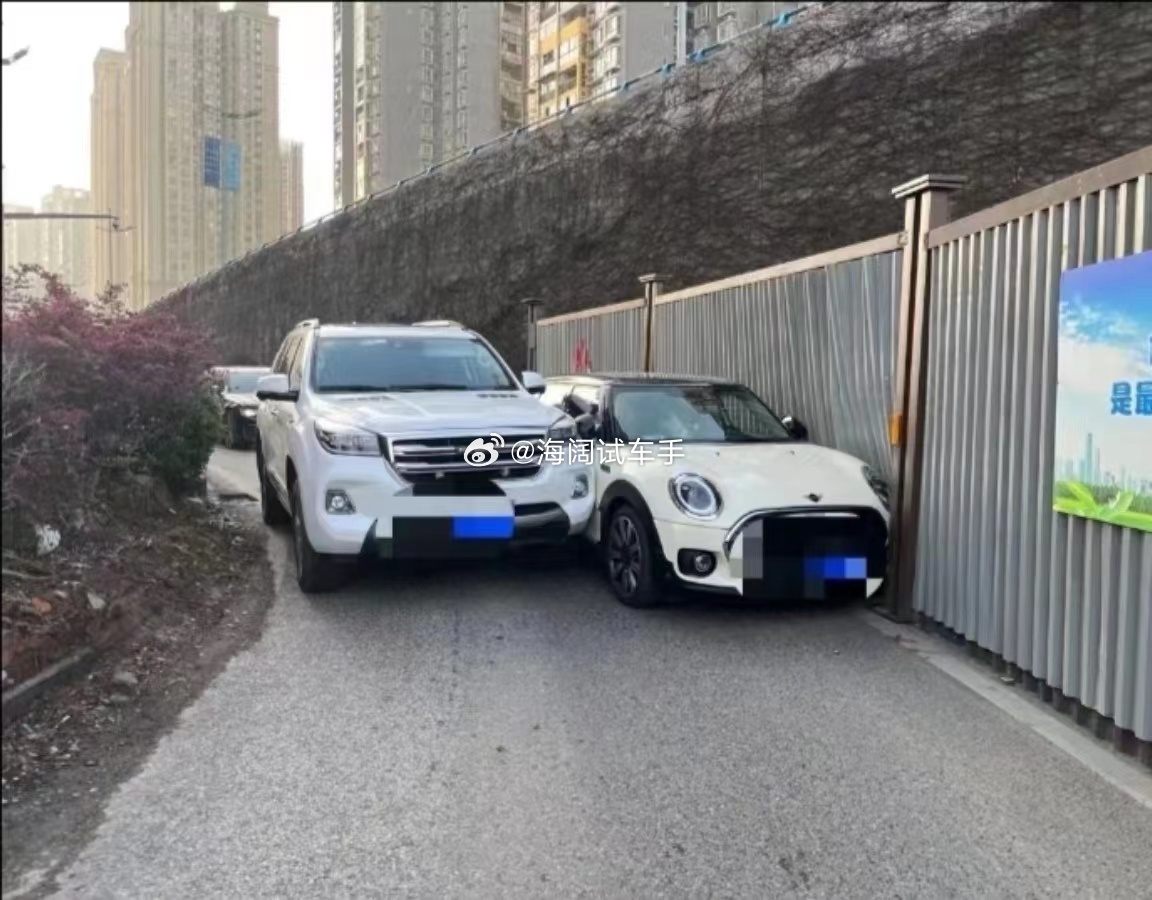 这起事故谁赔谁钱啊？？？海阔试车超话