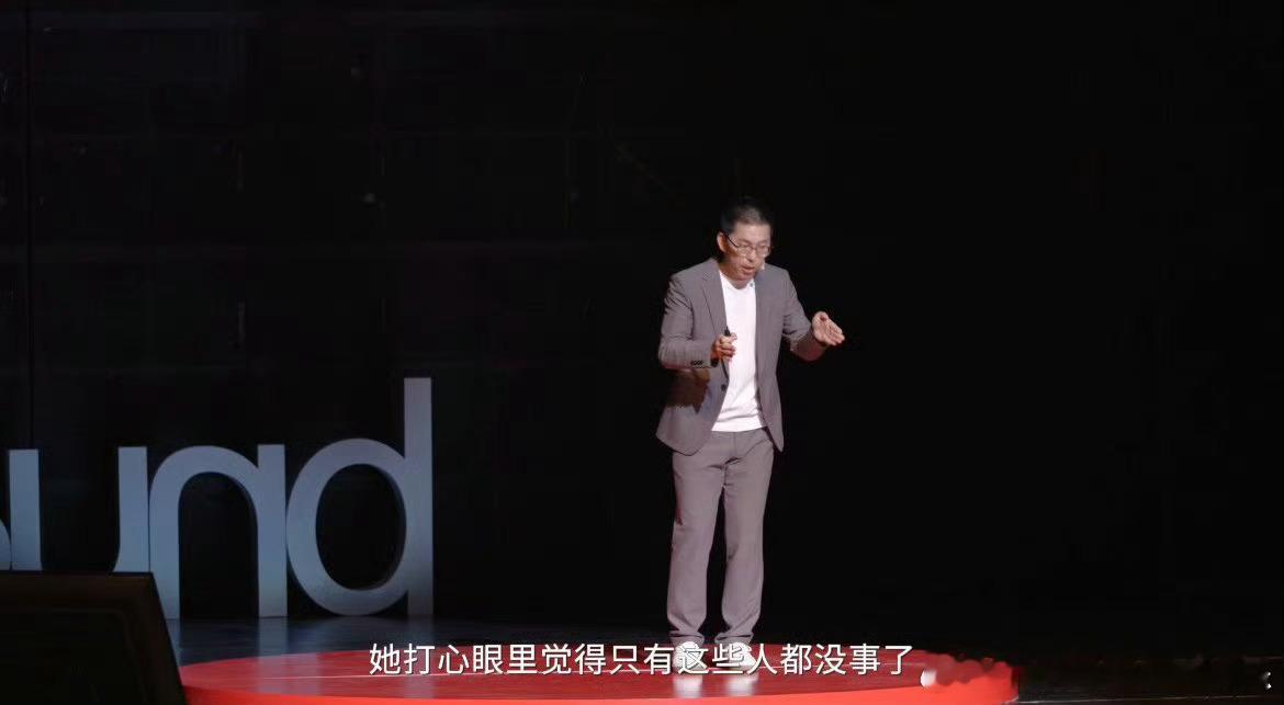 六层楼解惑带妈妈看病难连六层楼都劝不动妈妈去医院检查❤️父母健康是最大的财富，可