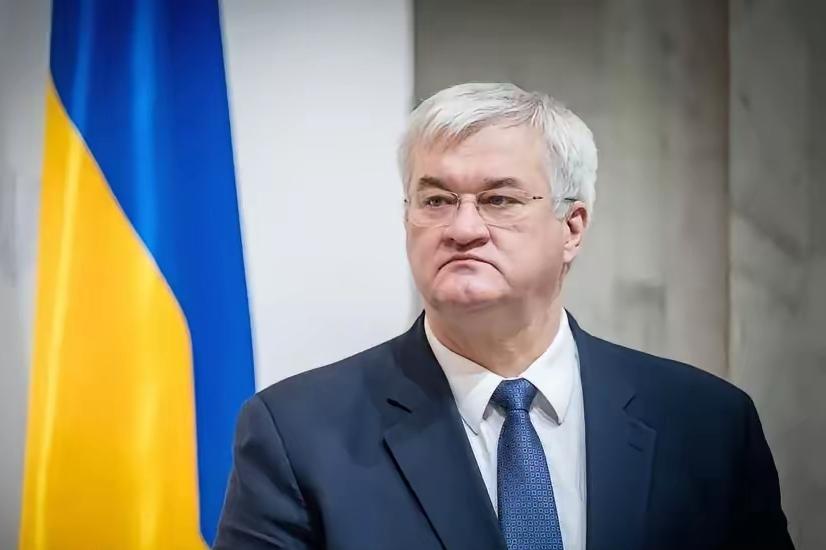 林小婉
 
想谈合作？先把欠我们的45亿美元吐出来！乌克兰副外长来华，嘴上全是“