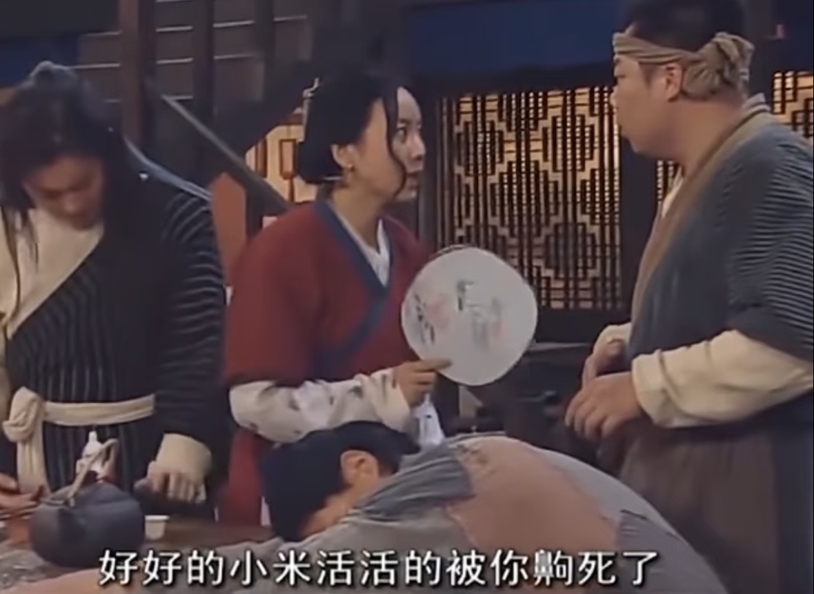 吃了一口早饭，终于知道食堂今天吃炸酱面为什么还会有粥了不配粥根本吃不下去啊，齁咸