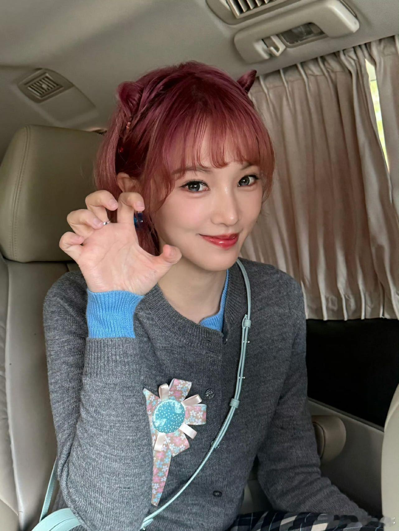 黄灿灿一公笑着哭这段我没绷住黄灿灿把浪姐当真人脱口秀被黄灿灿的暖心又搞笑圈粉，一