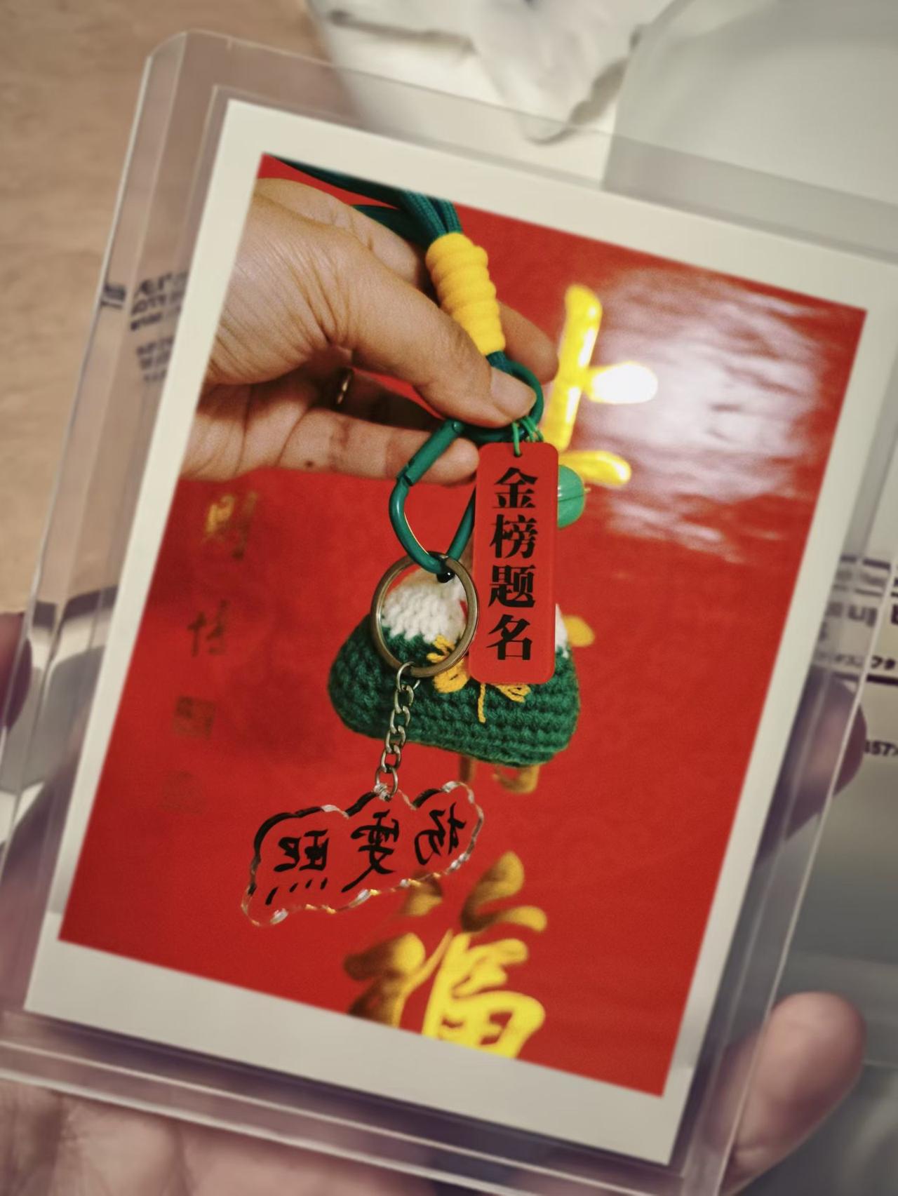 许多人都在探讨陪考是否应该、有无必要，实际上，相较于主观意愿，现实中更多考量的是