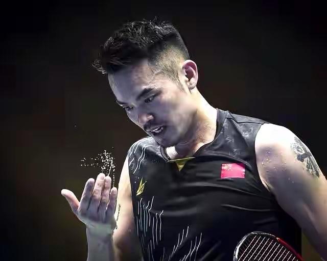 林丹亚军最多的一年：2017年。

🌏亚洲羽毛球锦标赛男单亚军（4月）
苏迪曼