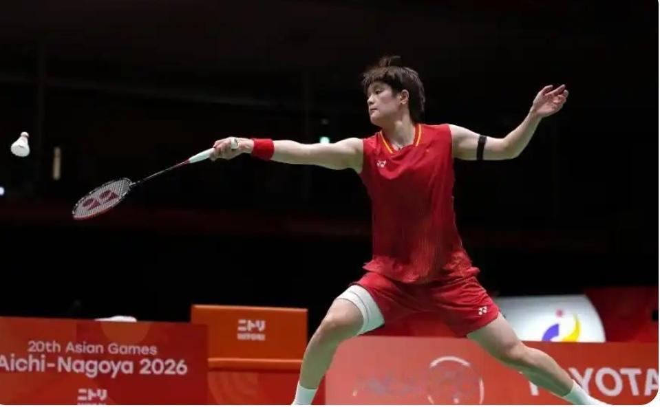 恭喜中国队3-0完胜日本队！12年后再夺女子羽毛球团体冠军奖杯
​
​     