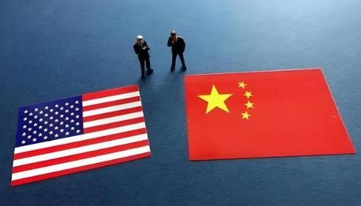中国为什么突然对美国强硬起来了？很多人以为这是情绪对抗，其实恰恰相反。中国真正的