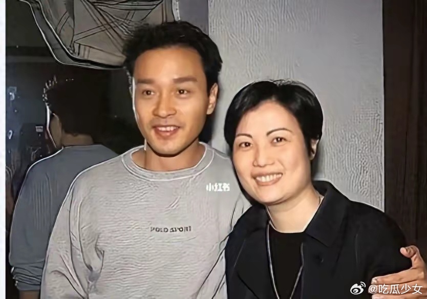 王晶曝张国荣自杀三大原因这事有太多细节说不清楚，当事人已经不在了。王晶提供了一个