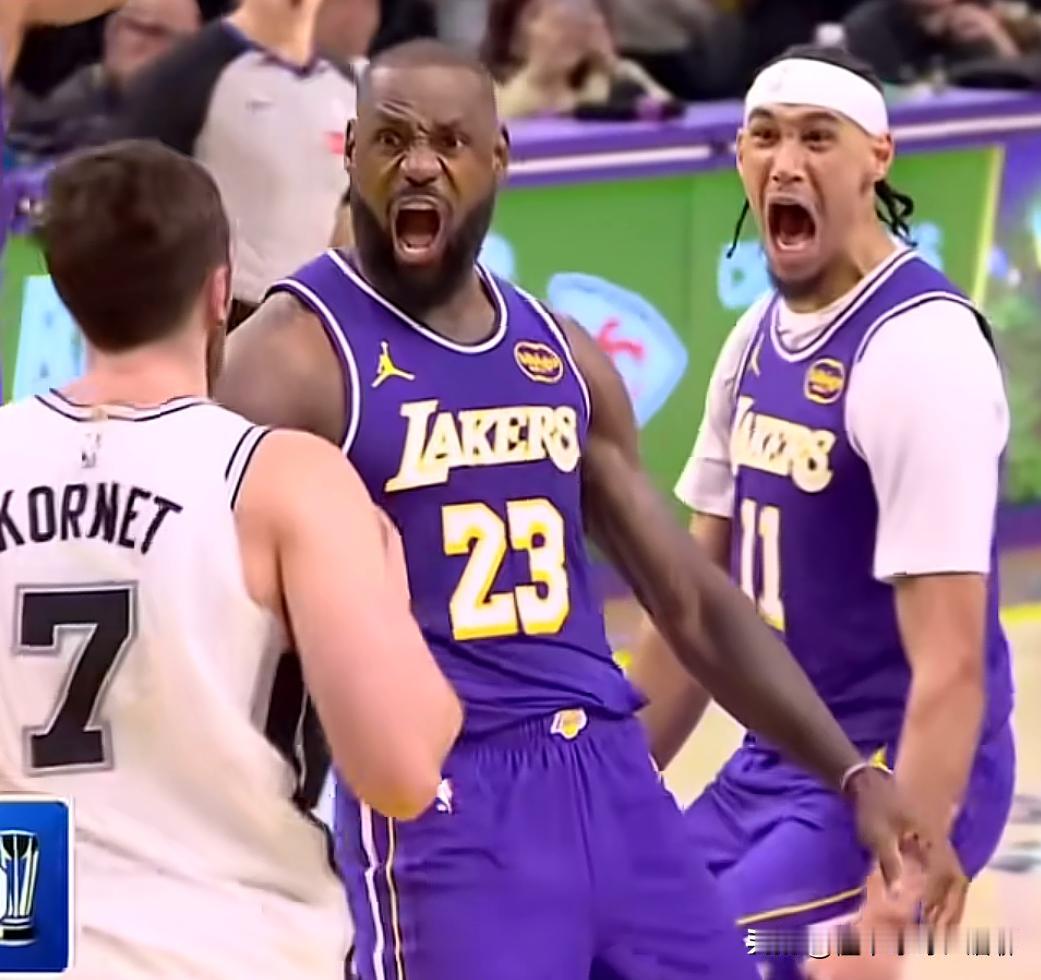 老詹今天又创历史记录了
记录是有了，球队却是惨败
老詹今日拿到19分15篮板8助