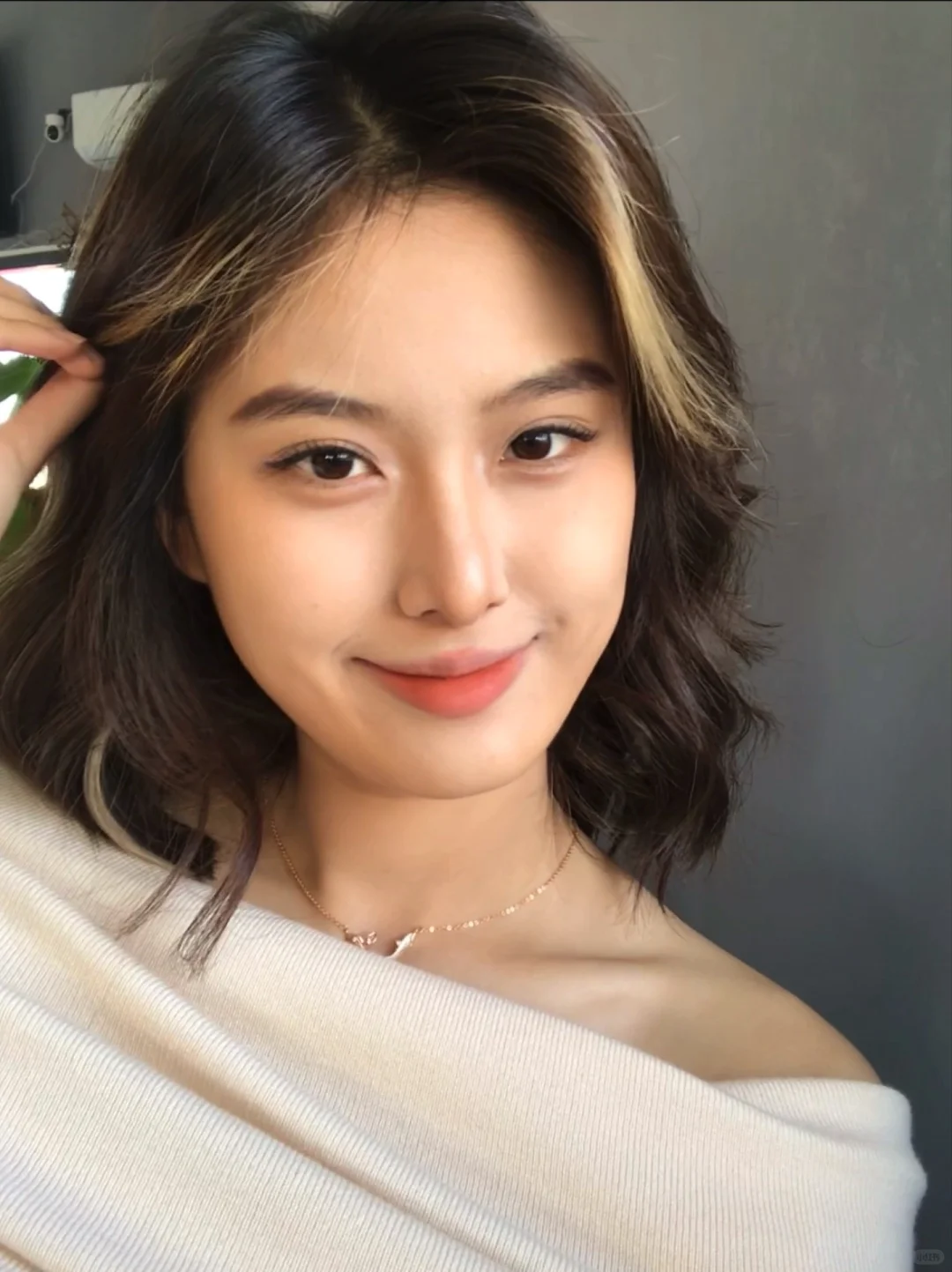 我上辈子就是个一字肩