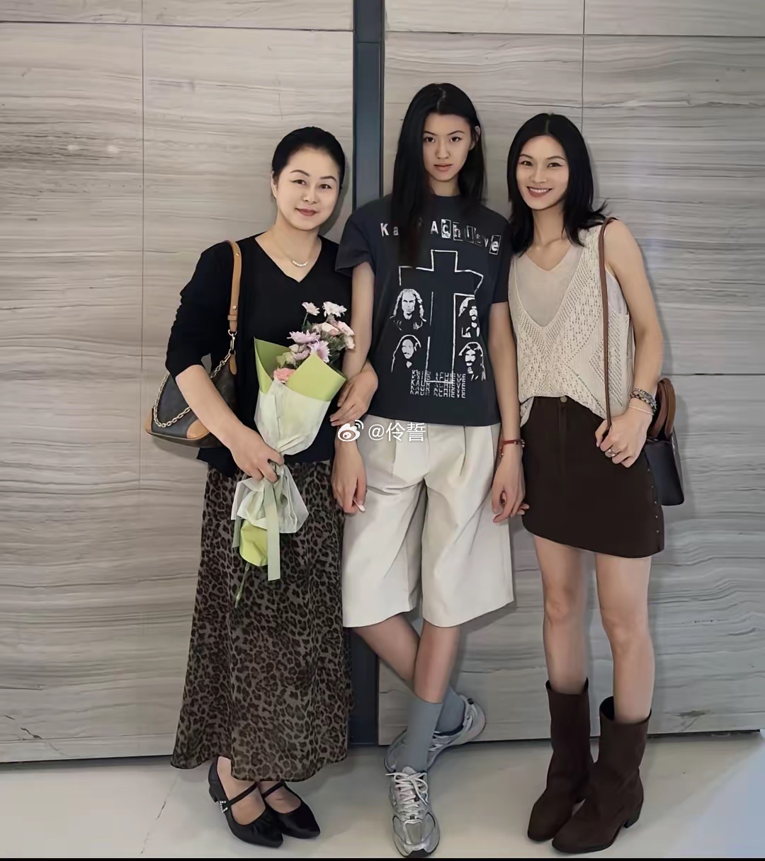 这居然是女儿，妈妈，外婆三代人 