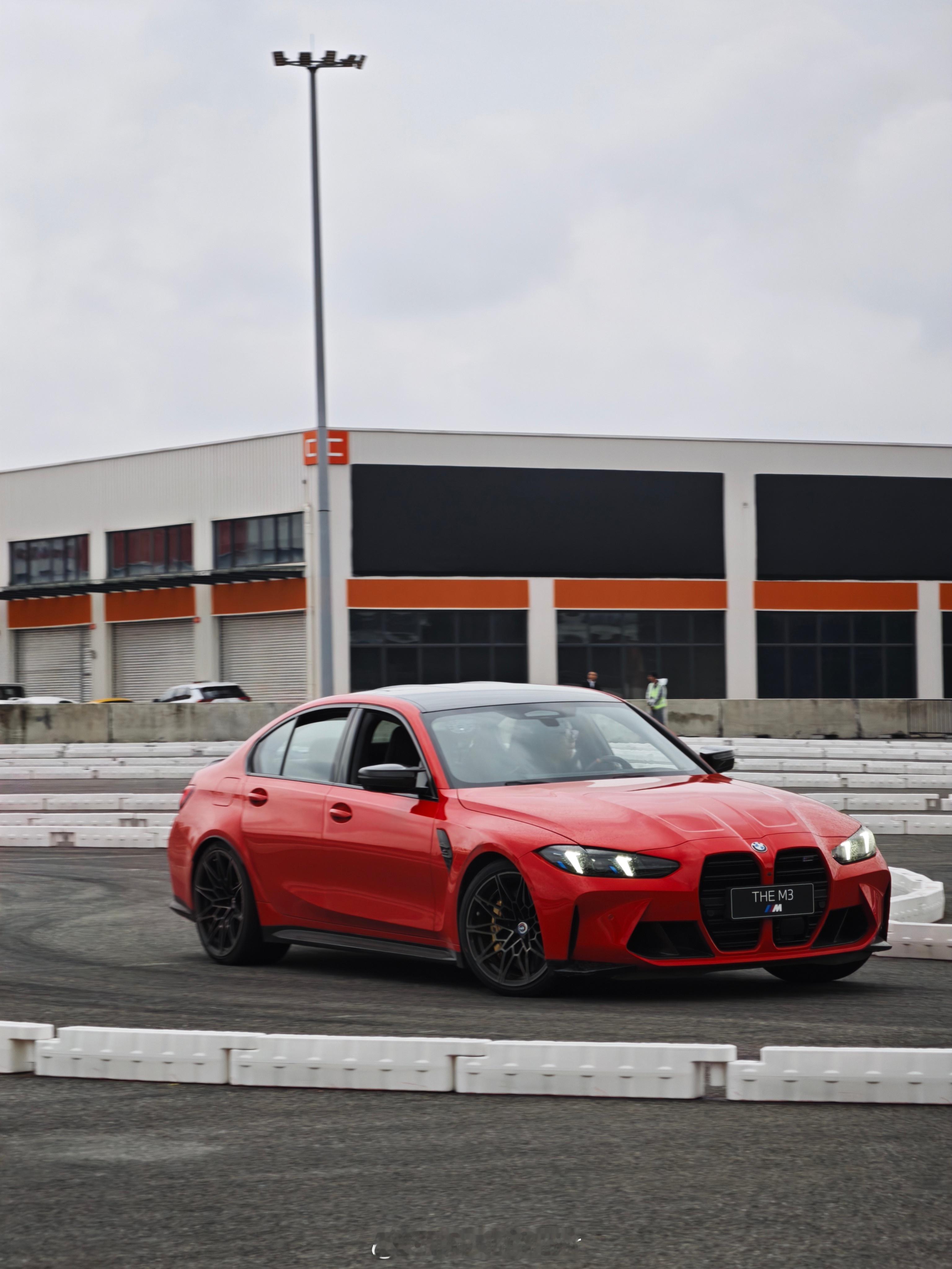 昨天的金卡纳实拍，M3的动态是真好[流鼻血][流鼻血]所到即赛道宝马[超话] ​