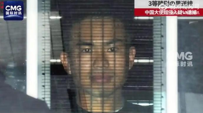 “居然改口了！”闯入中国大使馆的日本陆上自卫队少尉声称，“他要面见中国大使，然后