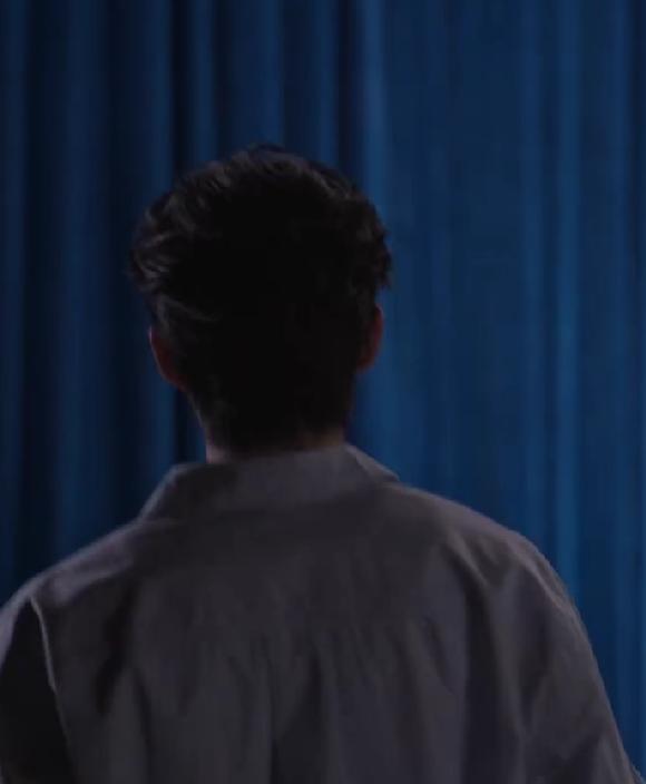 王鹤棣正式加入阿迪达斯大家庭，品牌全系代言人官宣气场拉满
全场目光聚焦，重磅消息