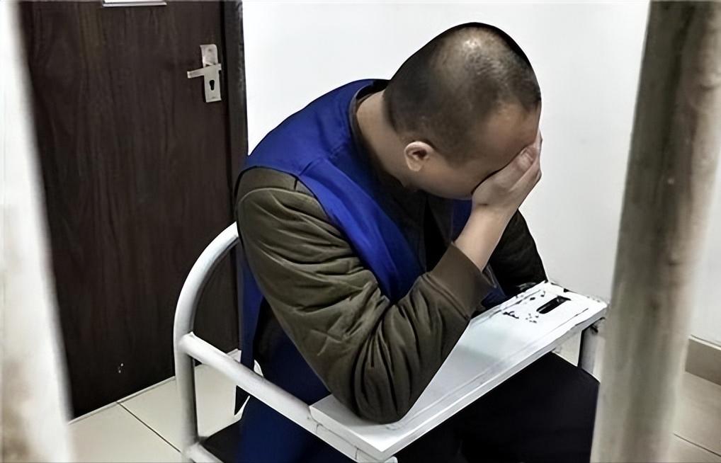 黑龙江，一男子尾随陌生女子来到家中，欲与女子发生关系，在遭到女子反抗后，男子竟持